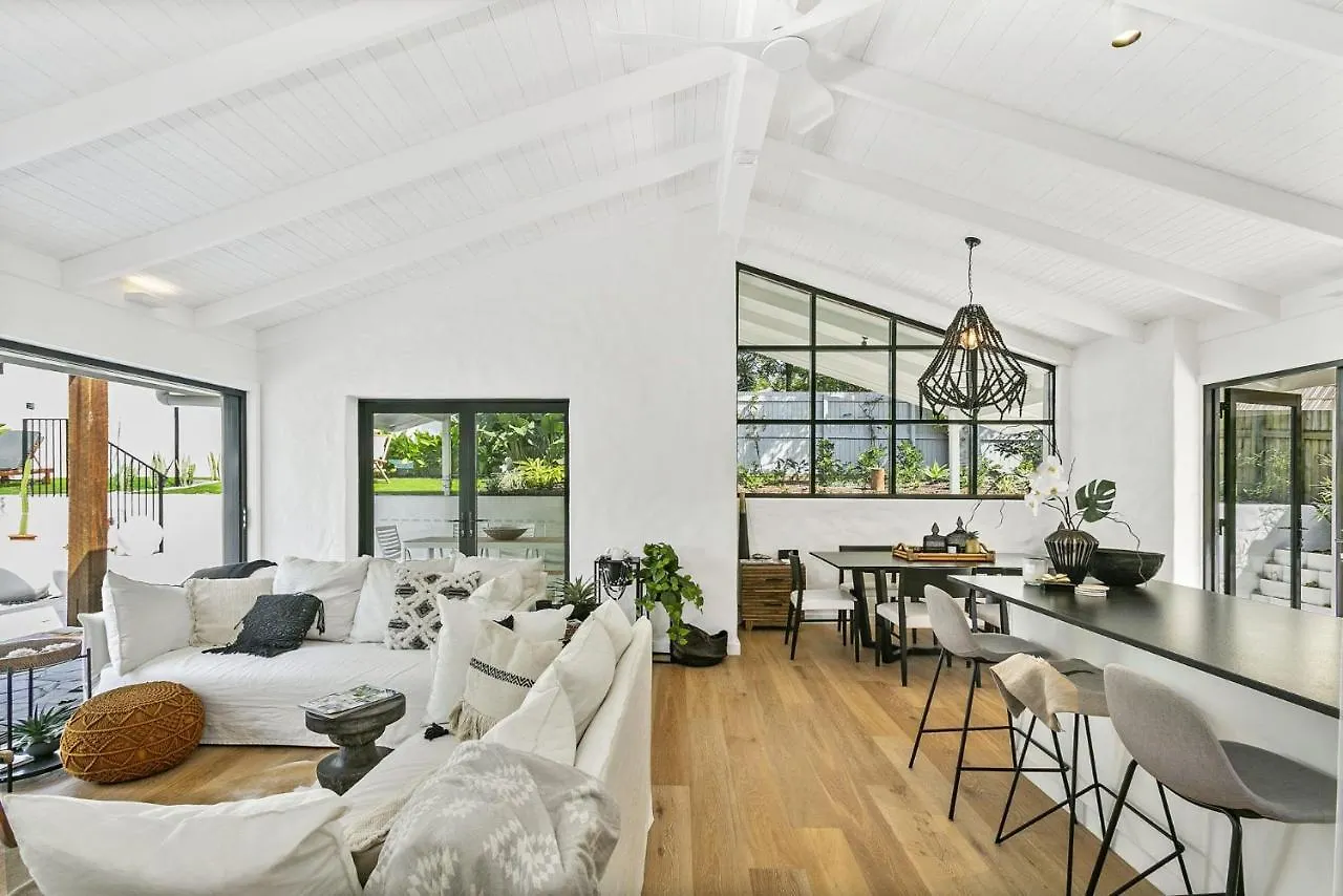 6 Currawong Street Noosa Heads Villa 0*,